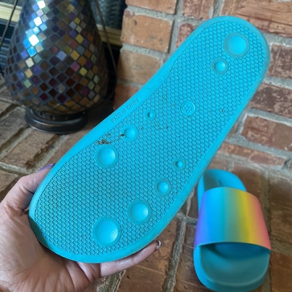 Lucky Brand Parker Rainbow Slip On Summer Slides - Picture 6 of 7